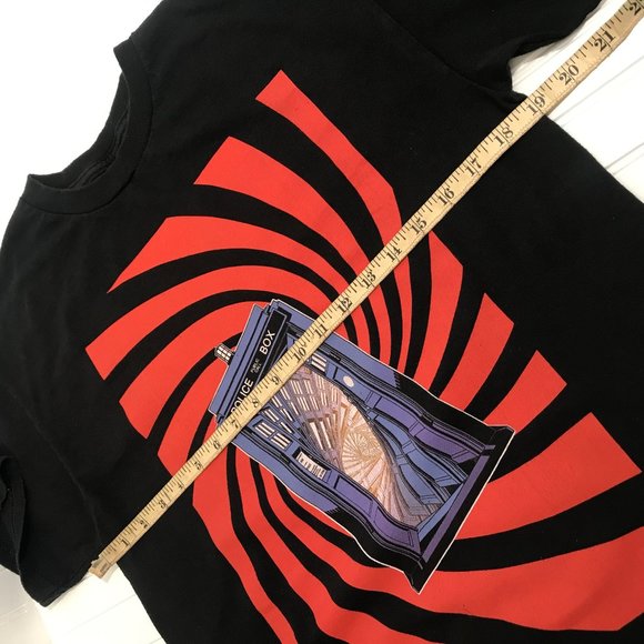 BBC DOCTOR WHO Tardis Vortex T-Shirt Size M - Picture 6 of 7